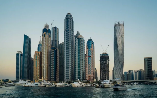 Life in Dubai: Opportunities, Investment, and Economic Factors Impacting Living Standards